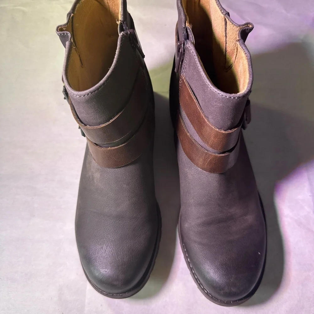 SOUL Naturalizer Women's Dark Brown Ankle Booties